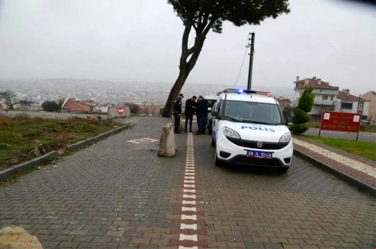 Balıkesir\'de polis 10 aranan şahsı yakaladı