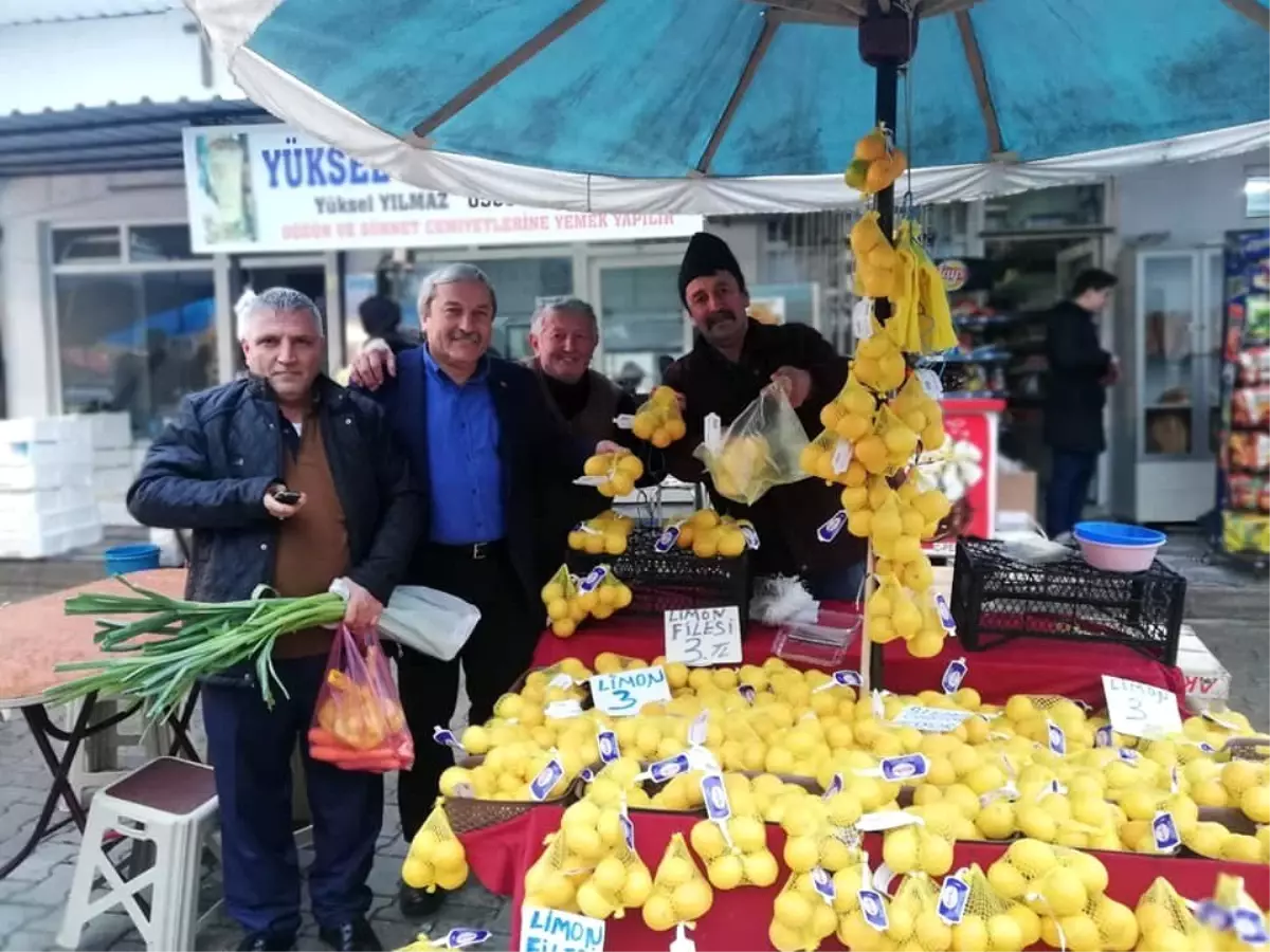 Başkan Şahin pazar esnafıyla bir araya geldi