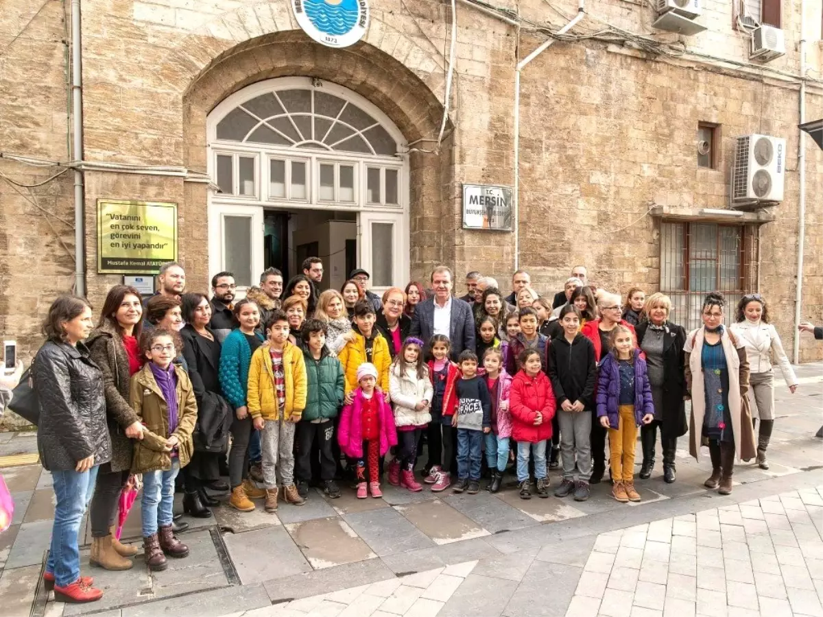 Başkan Seçer: "Mersin toplumuyla, birikimiyle güzel"