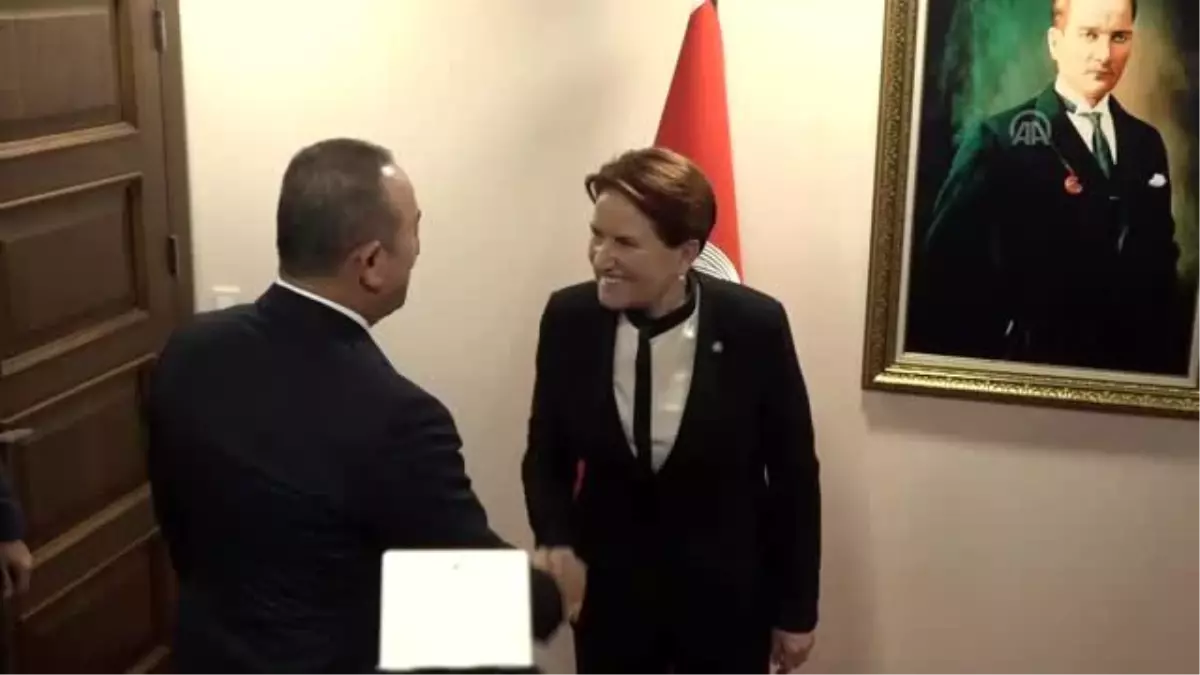 Çavuşoğlu, Akşener\'i ziyaret etti