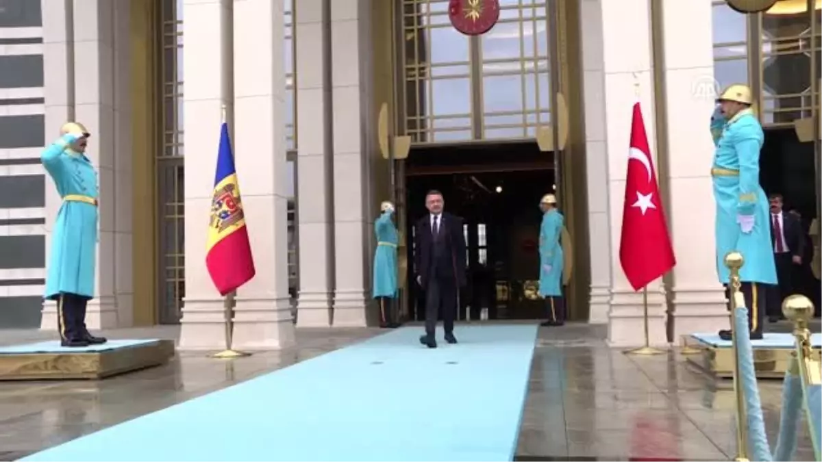 Cumhurbaşkanı Yardımcısı Oktay, Moldova Başbakanı Kiku ile görüştü