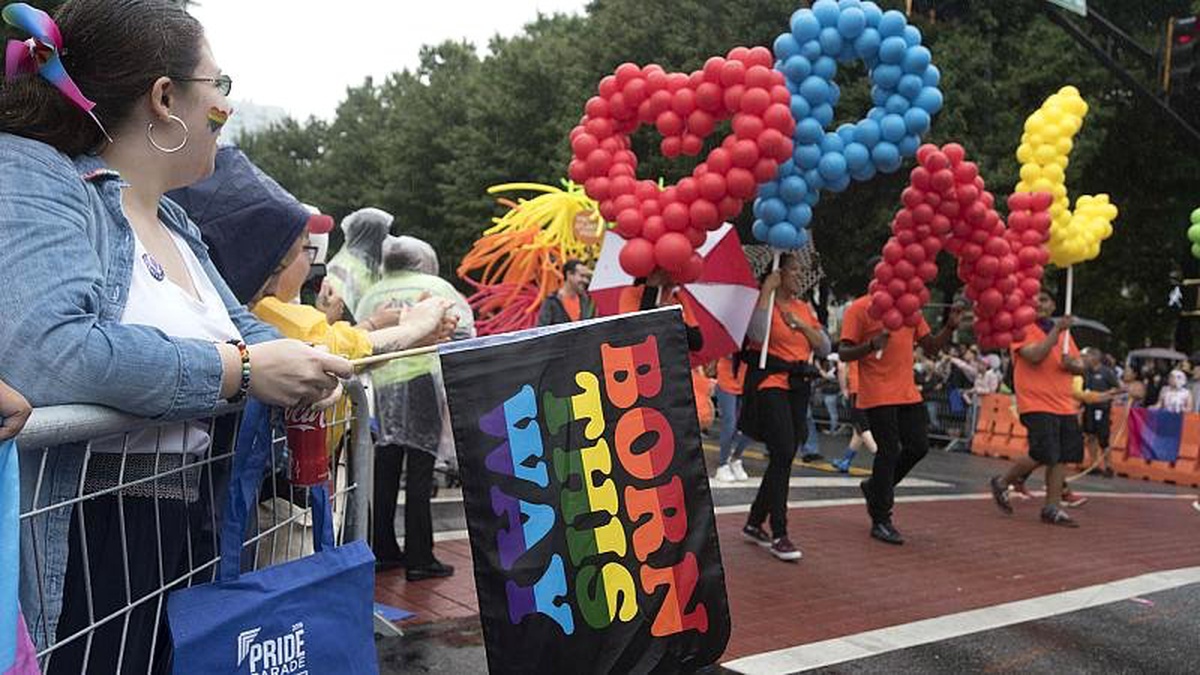 Elde ettikleri haklarla LGBTQ bireylerin \'altın çağı\' 2010\'lu yıllar