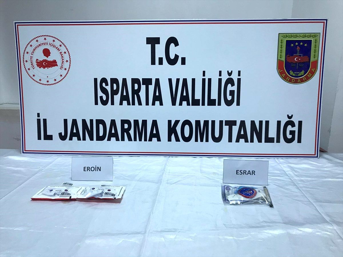 Isparta\'da uyuşturucu operasyonunda bir şüpheli tutuklandı