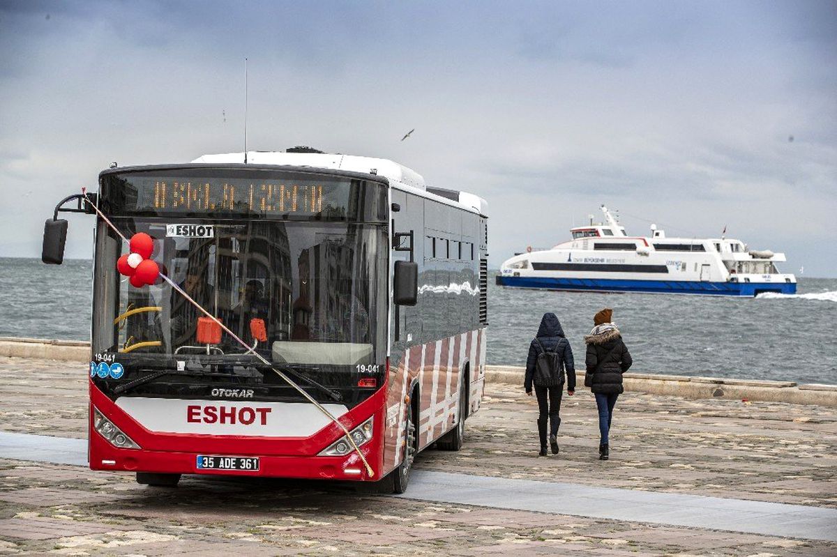 İzmir\'e yerli üretim 15 yeni otobüs