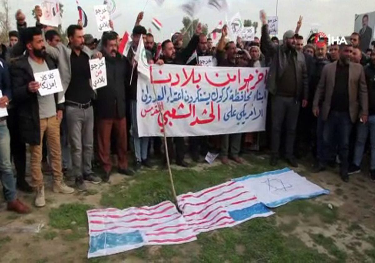 Kerkük\'te Haşdi Şabi yandaşları ABD\'yi protesto etti