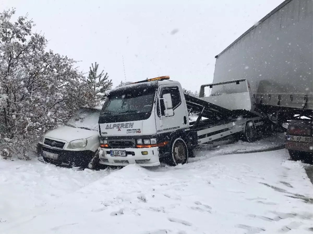 Kütahya Eskişehir karayolunda zincirleme kaza