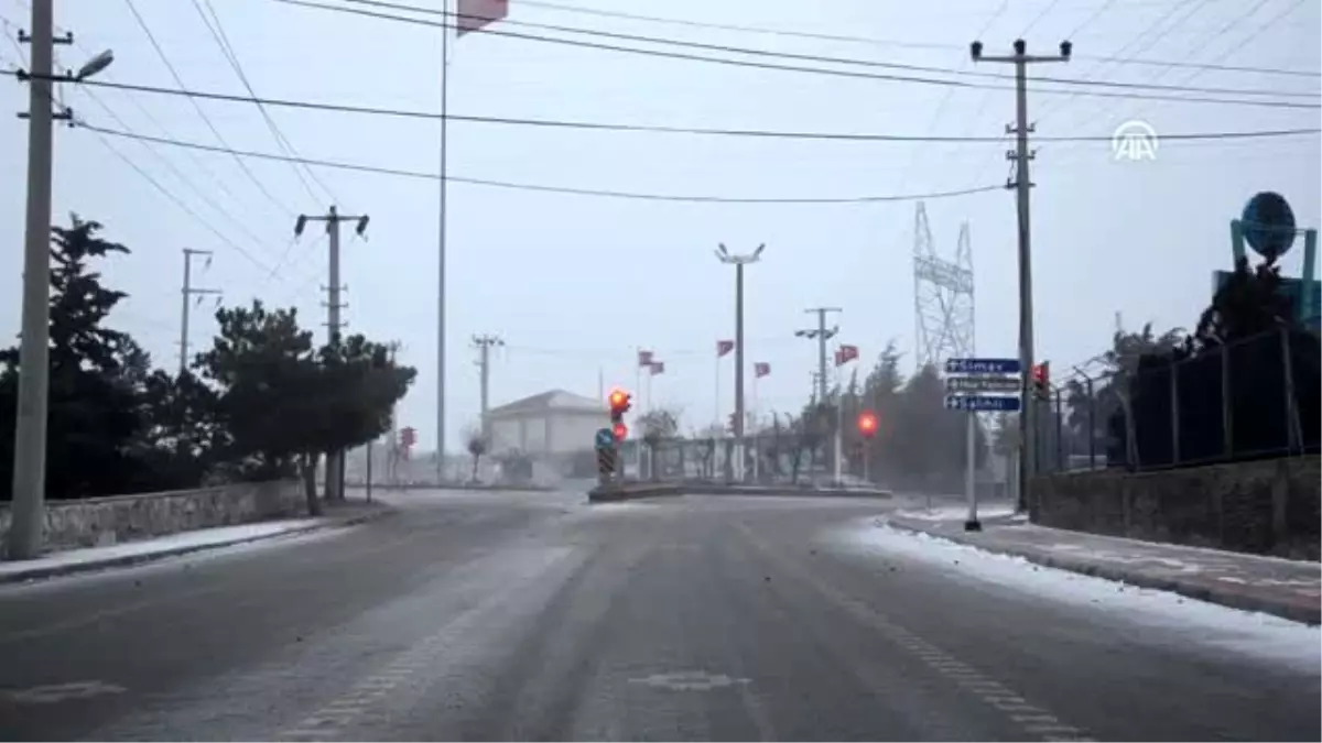 Manisa\'nın yüksek kesimlerinde kar yağışı etkili oldu