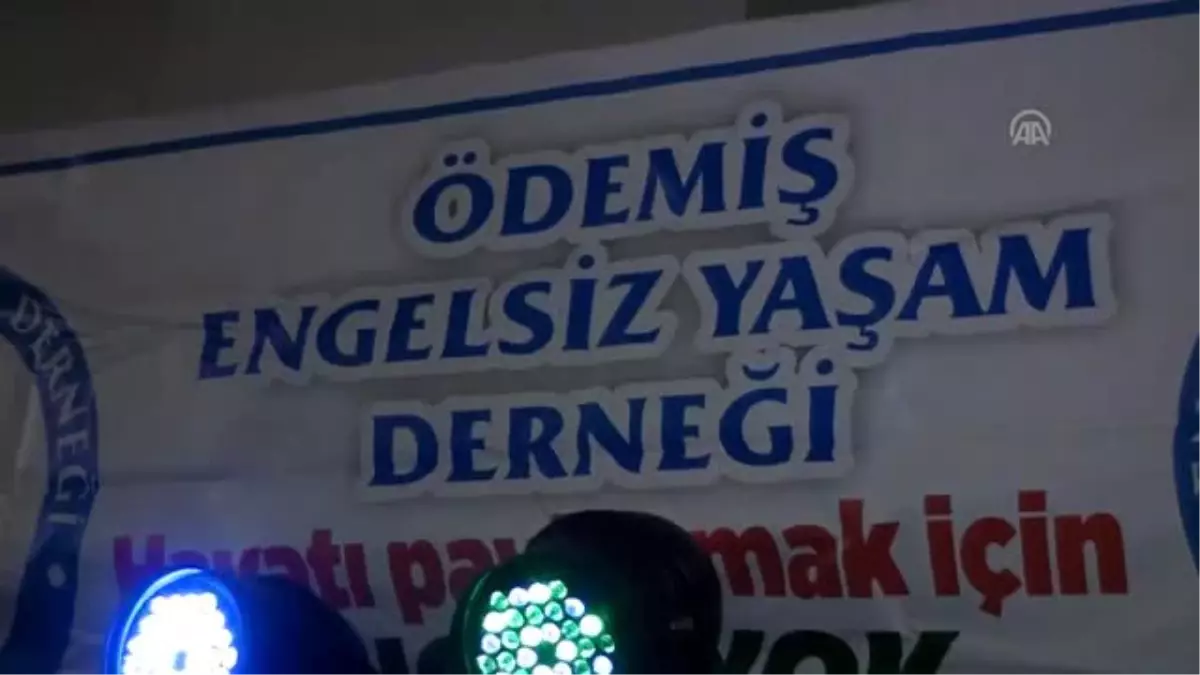 Ödemiş\'te engelliler, yeni yıl etkinliğinde eğlendi - İZMİR