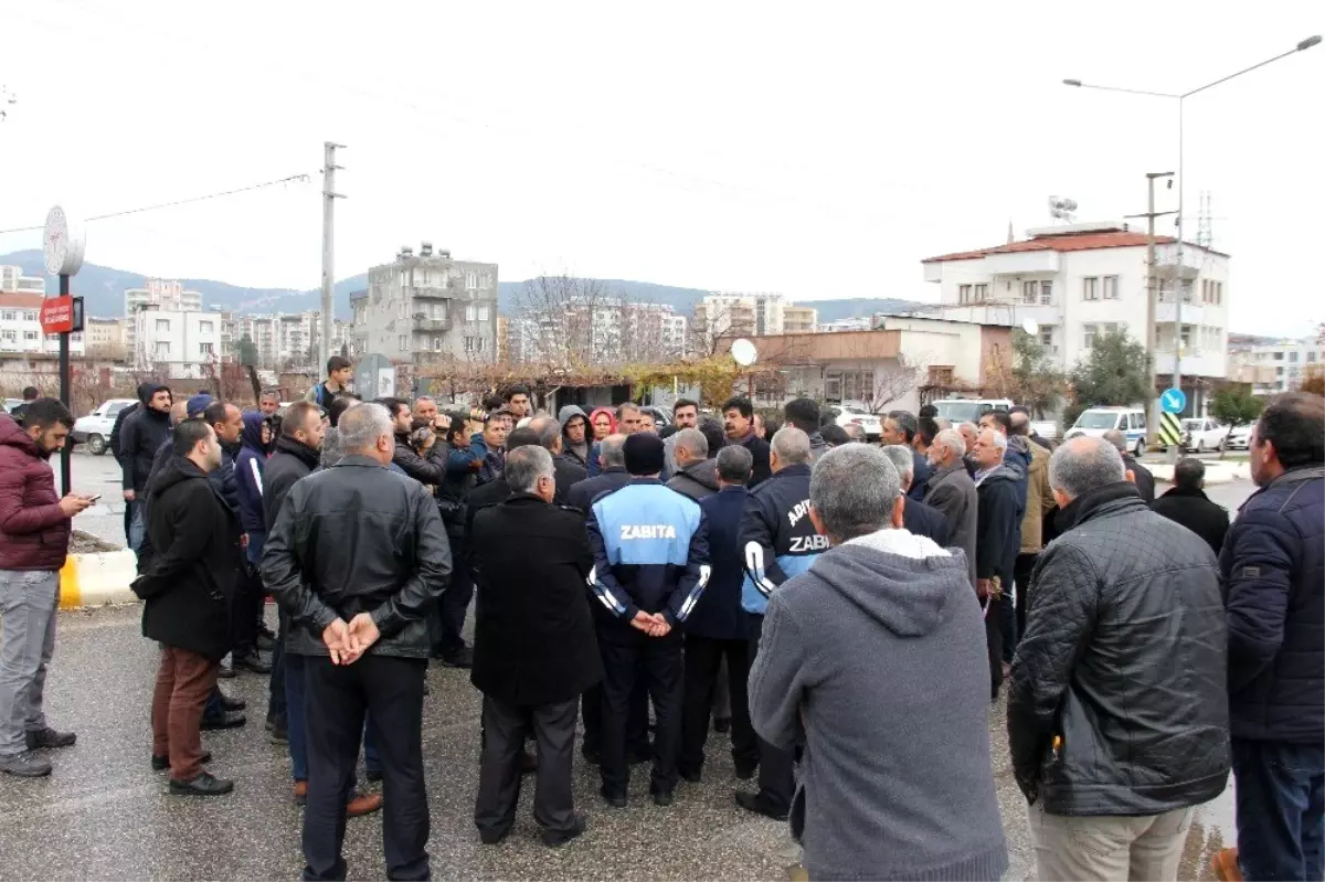 Ölümlü kazanın ardından yol trafiğe kapatıldı