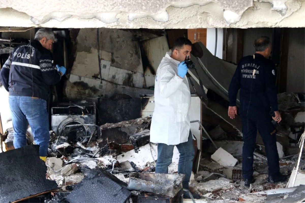 Patlamada dairenin duvarları bile yıkıldı: 5 yaralı