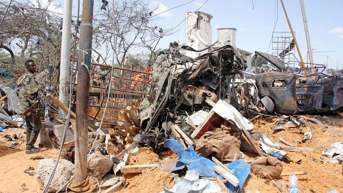 Somali\'de 90 kişinin öldüğü saldırıda \'yabancı ülke parmağı\' iddiası