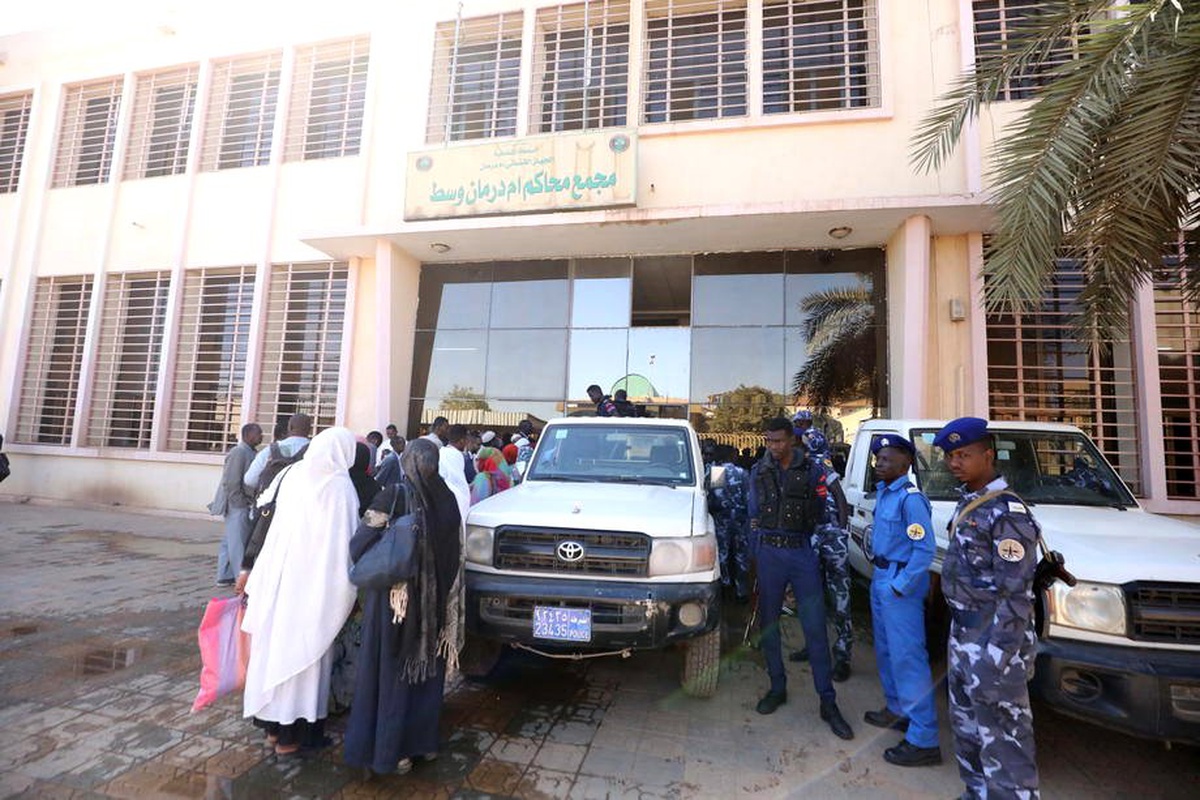 Sudan\'da göstericinin öldürülmesiyle bağlantılı 27 güvenlik gücüne idam cezası