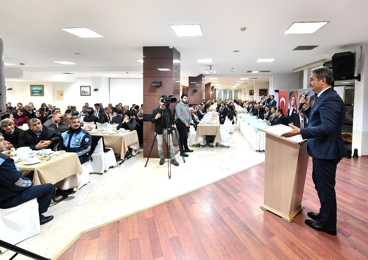 511 memura yeni yıl hediyesi