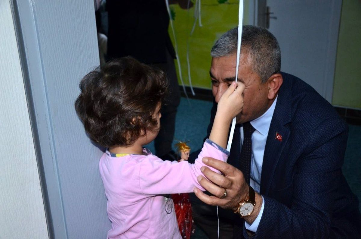 Başkan Kaplan, yeni yılda çocukları unutmadı