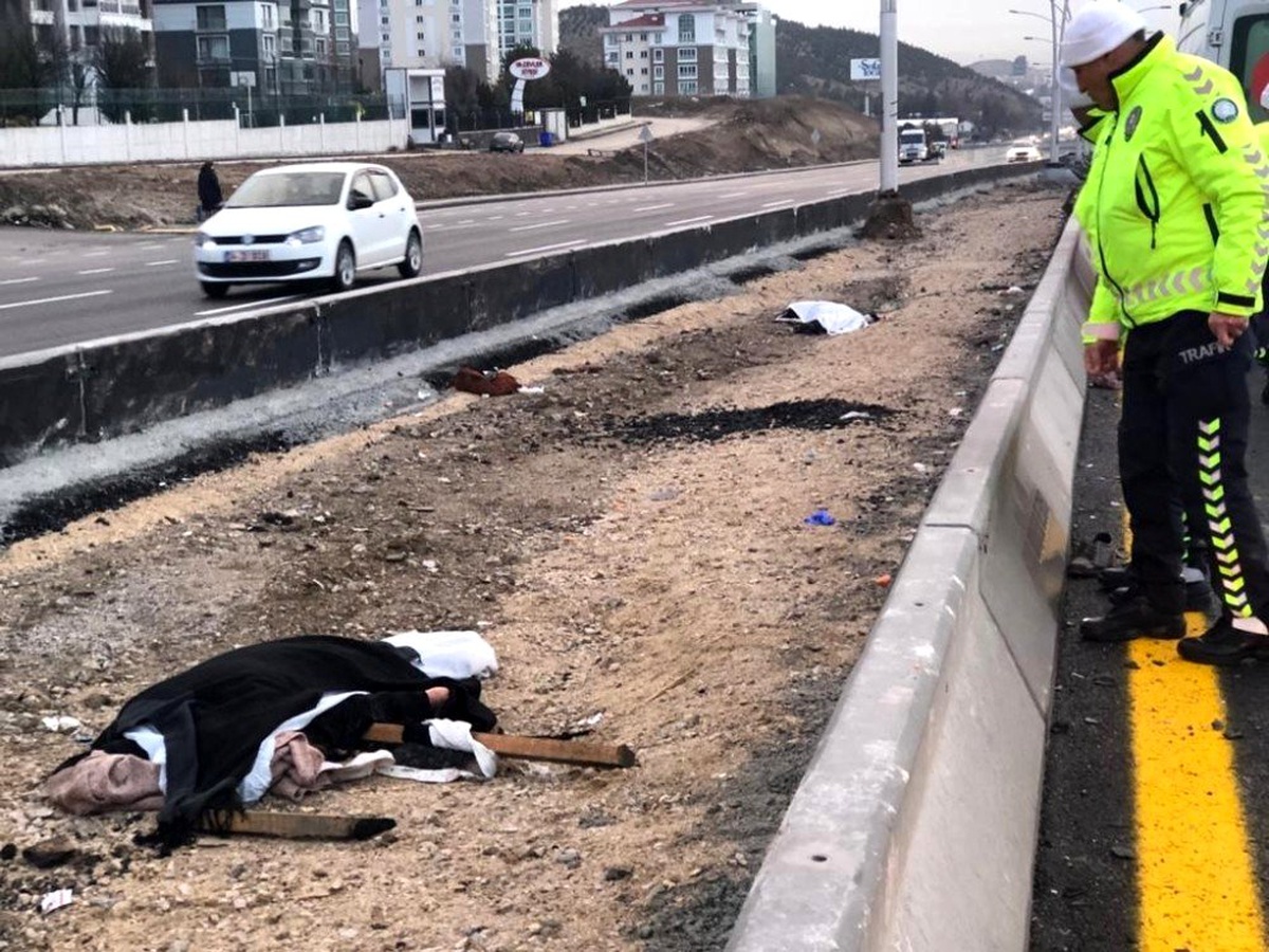 Başkent\'te yolun karşısına geçmeye çalışan 2 kadın hayatını kaybetti
