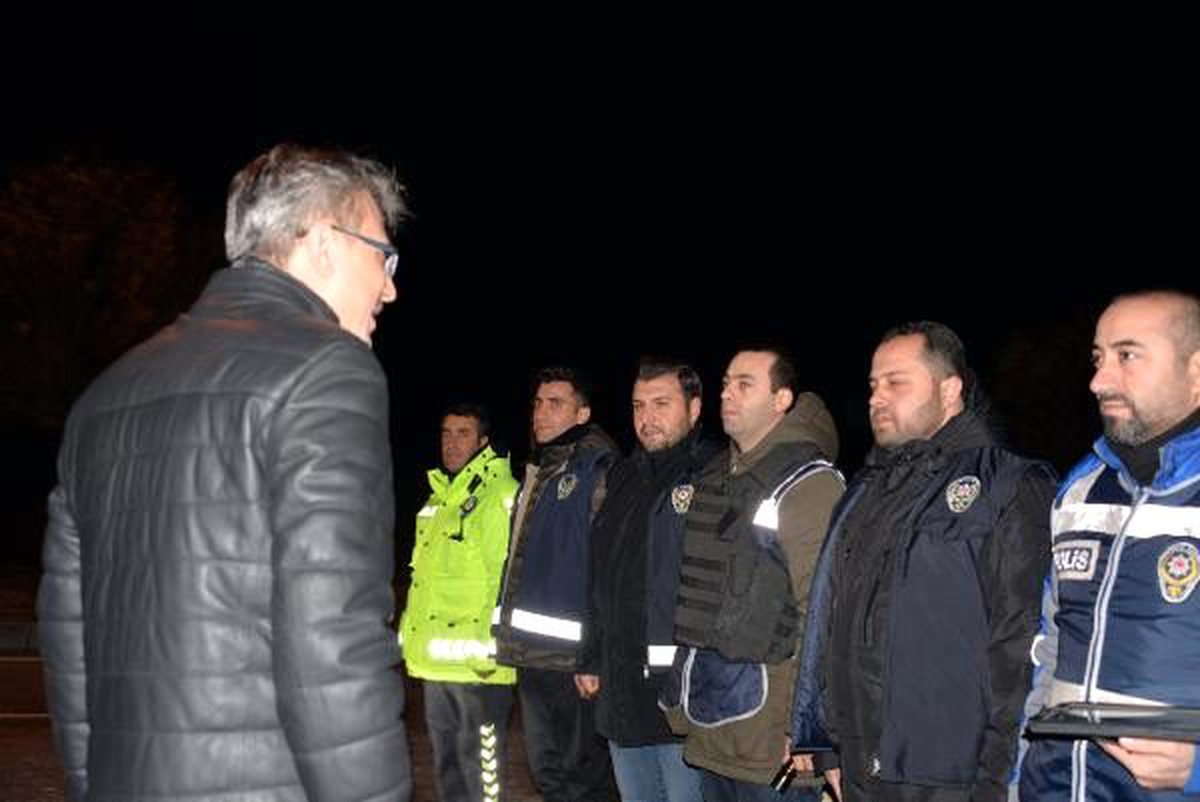 Bingöl Valisi Ekinci, güvenlik güçlerinin yeni yılını kutladı