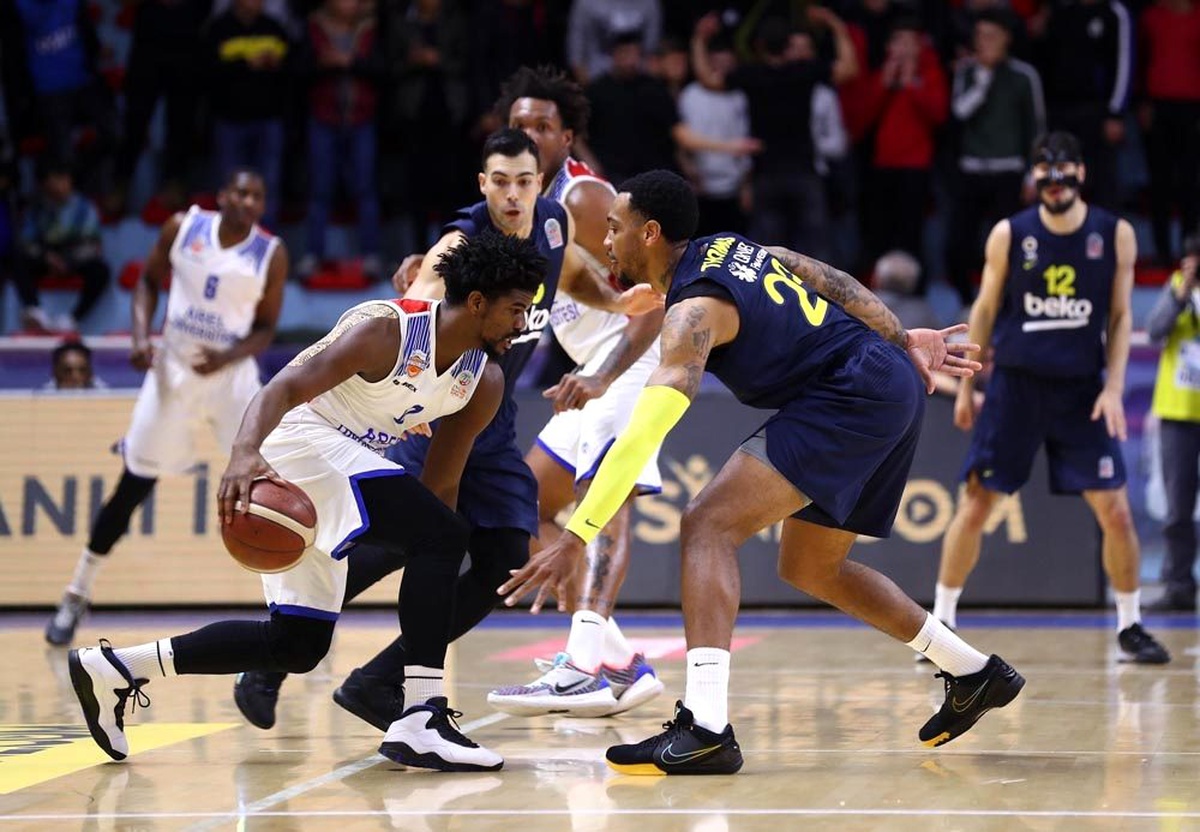 Büyükçekmece Basketbol: 68 - Fenerbahçe Beko: 92