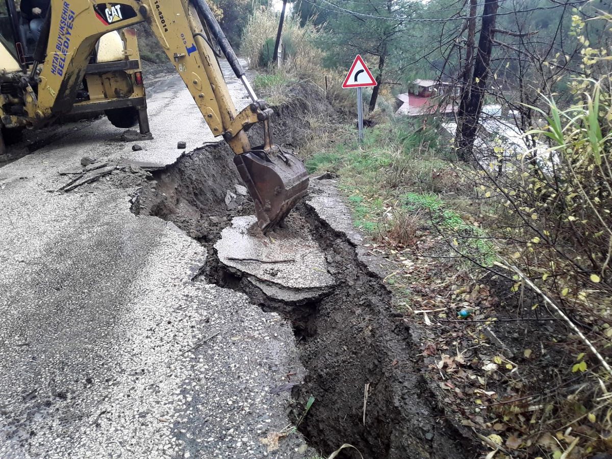Büyükşehir ekiplerinden anında müdahale