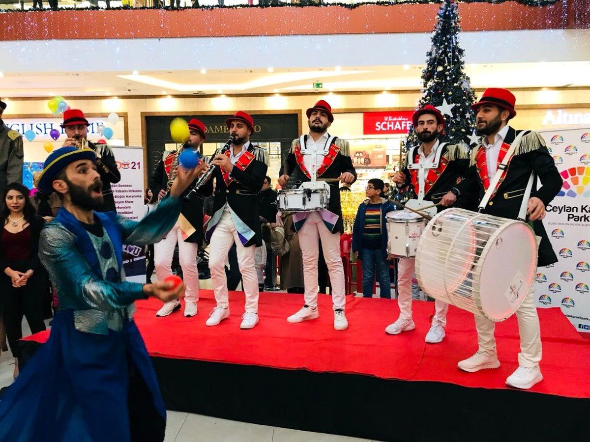Ceylan Karavil\'de yeni yıl çoşkusu