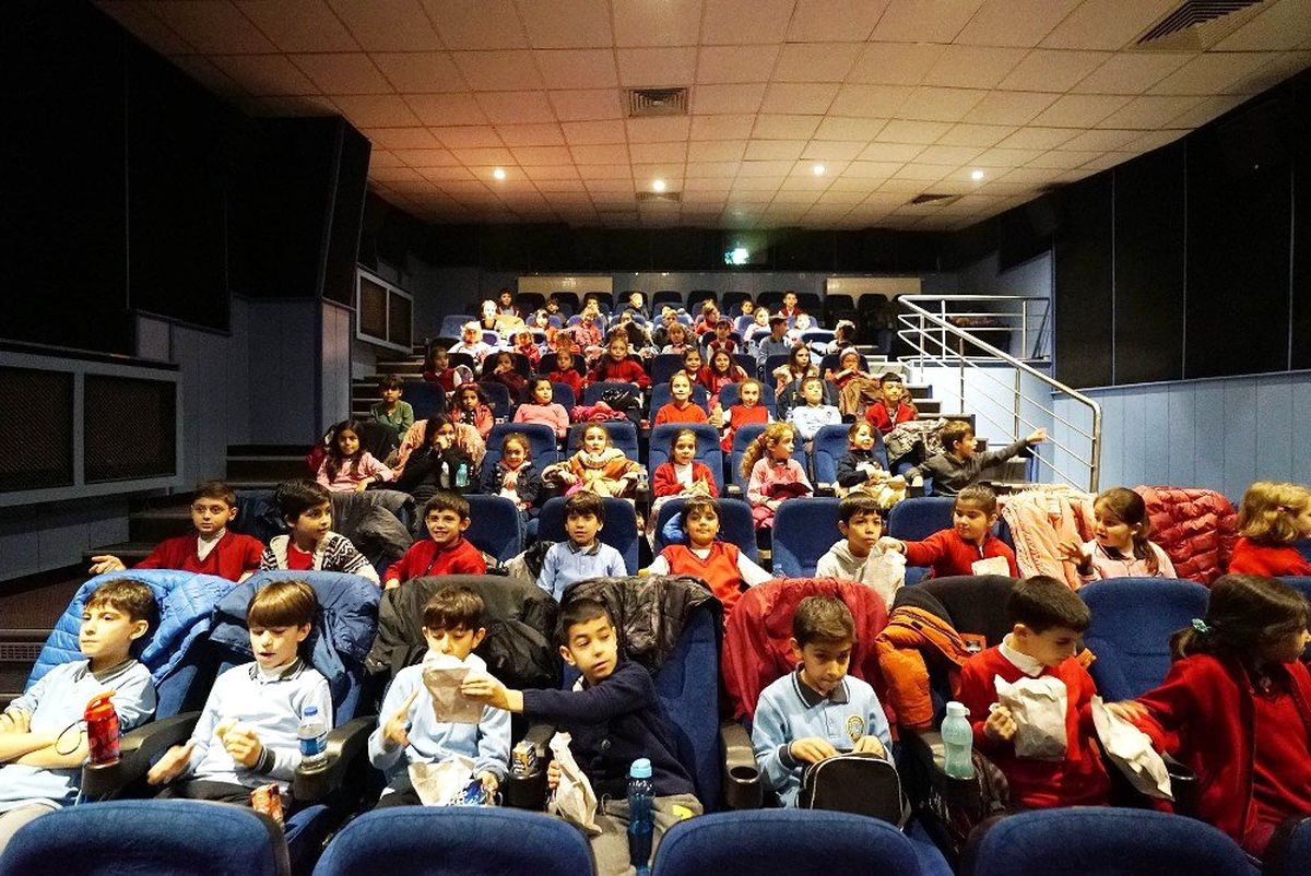Çocukların sinema sevinci