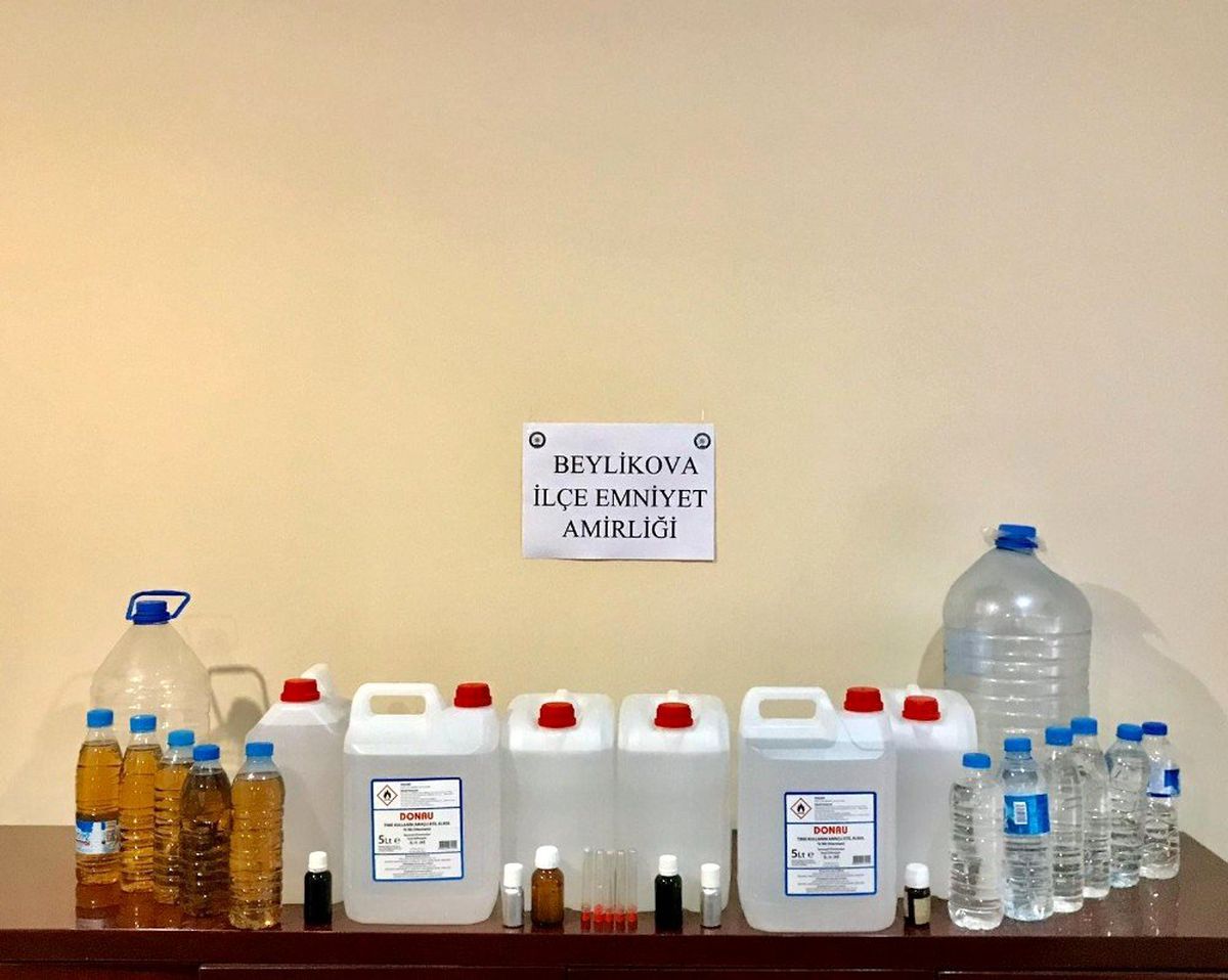 Eskişehir\'de 39 litre kaçak içki ele geçirildi