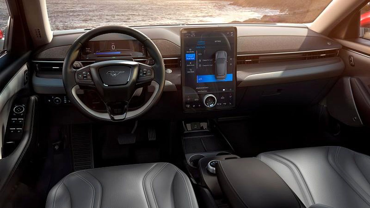 Ford: Elektrikli Mustang için rezervasyonlar doldu