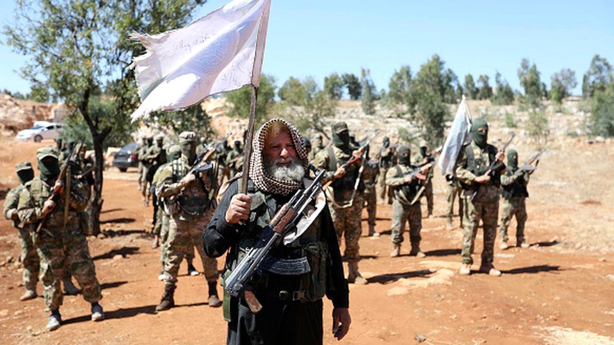 HTŞ ve Türkiye destekli muhalif Suriye Milli Ordusu İdlib\'de birlikte savaşmak için uzlaştı