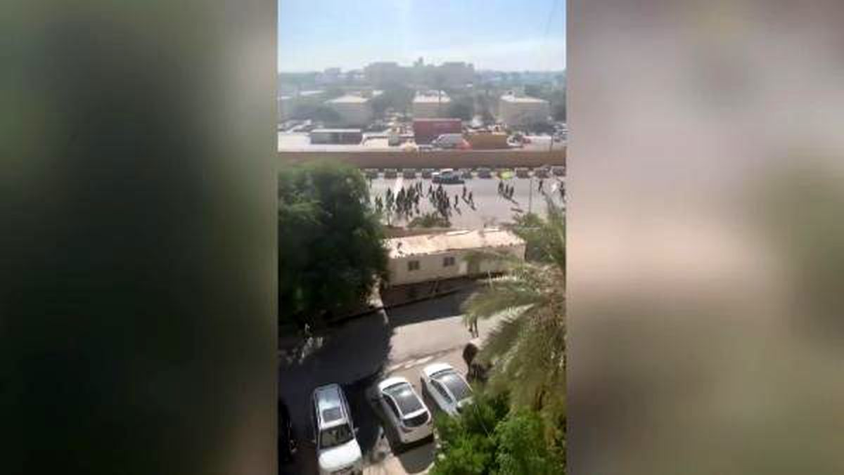 Irak\'ta ABD Büyükelçiliği önünde protesto