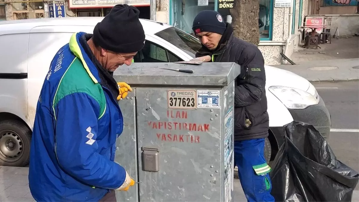 İzinsiz ilan ve afiş asanlara ceza kesilecek