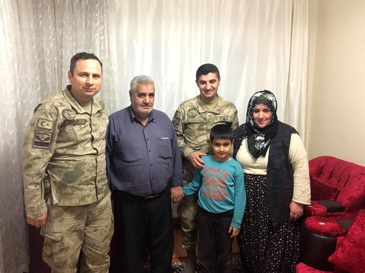 Jandarma\'dan şehit aileleri ve gazi ziyareti