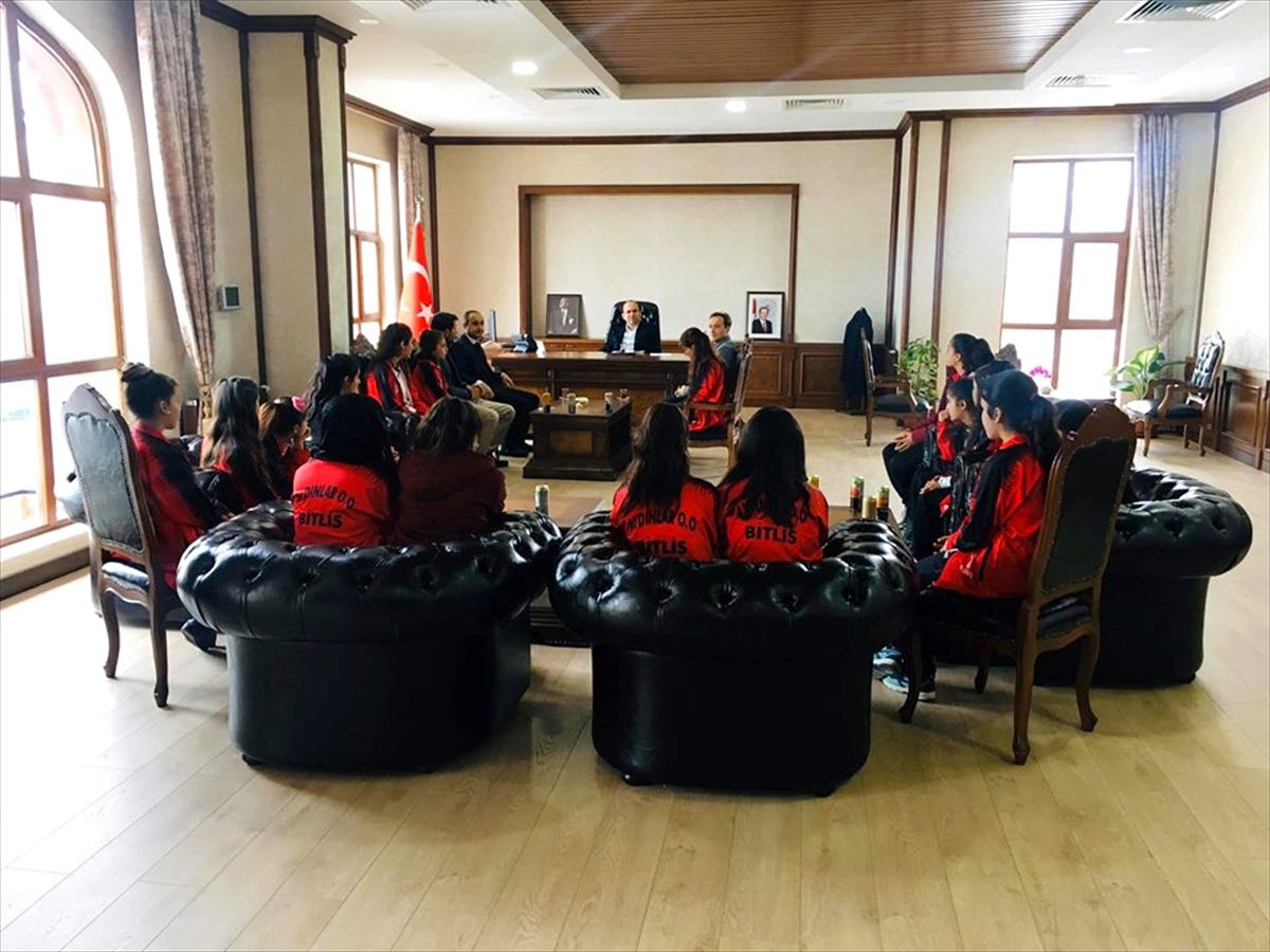 Kaymakam Çil, başarılı sporcuları kabul etti