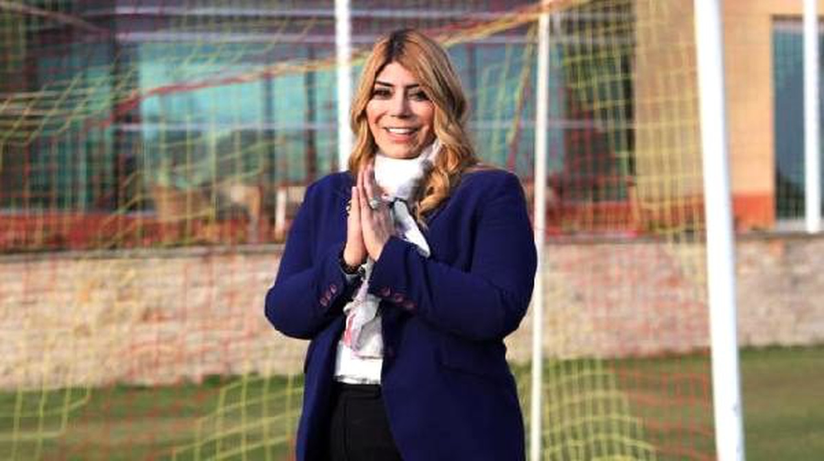 Kayserispor Başkanı Berna Gözbaşı: Bu formayı onurla taşıyacak futbolcuları transfer edeceğiz