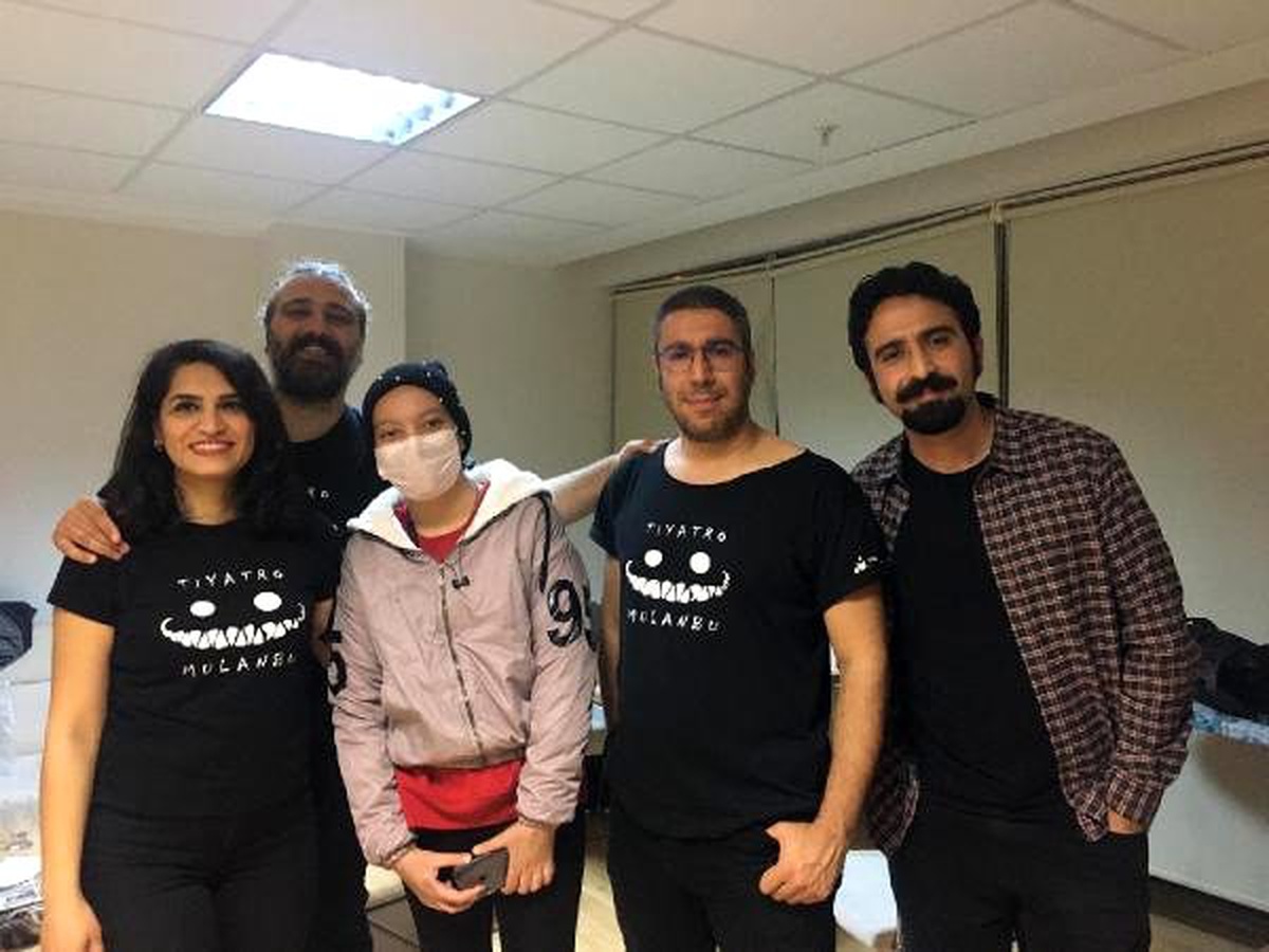 Lösemi hastası Sıla için sahne aldılar