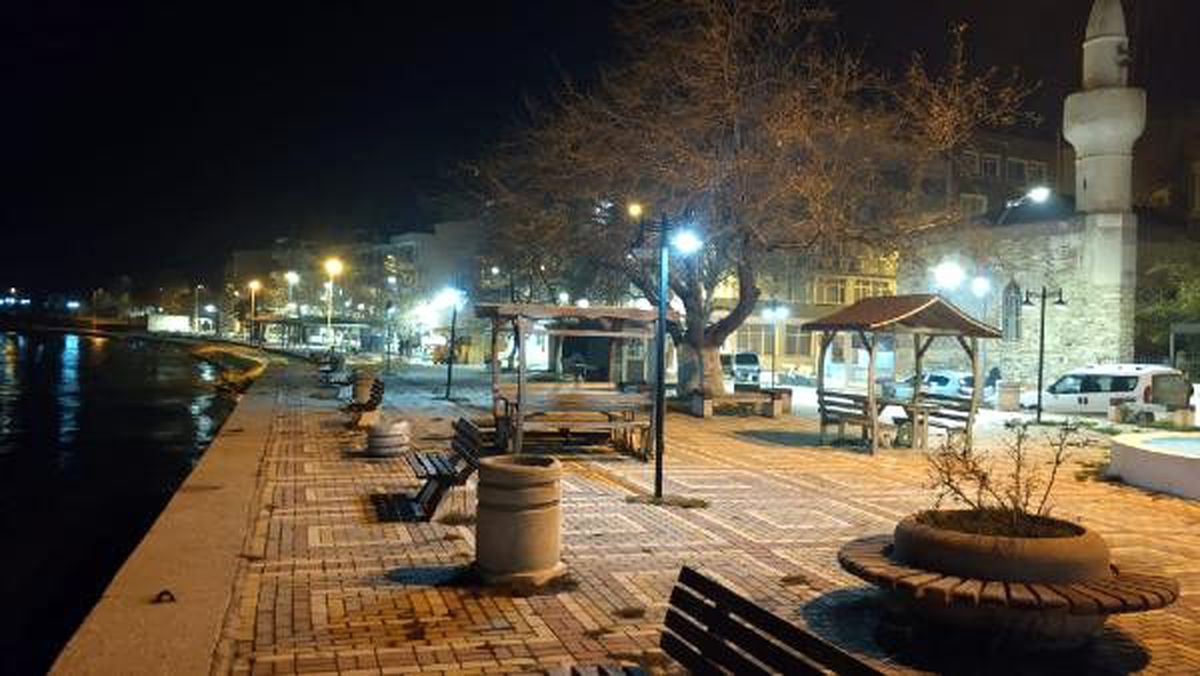 Marmara Adası\'na elektrik verilemiyor, ekipler tamir için yola çıktı (3)