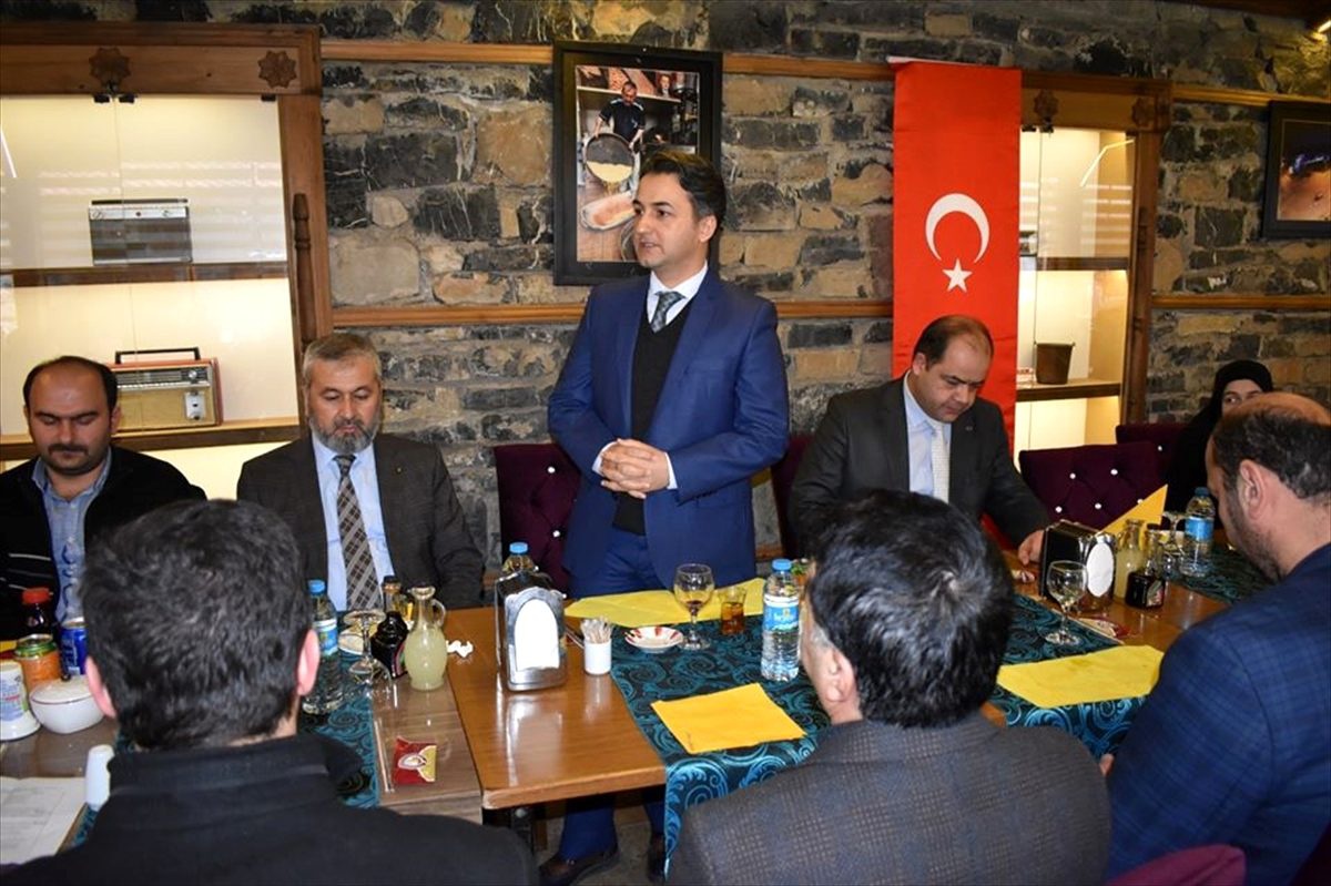Mevlid-i Nebi yarışmalarında dereceye giren öğrenciler ödüllendirildi