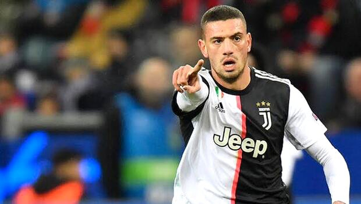 Schalke 04\'te Ozan Kabak\'ın yanına Merih Demiral