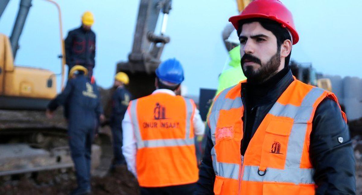 Talha Onur \'Yılın en başarılı iş adamı\' ödülüne layık görüldü