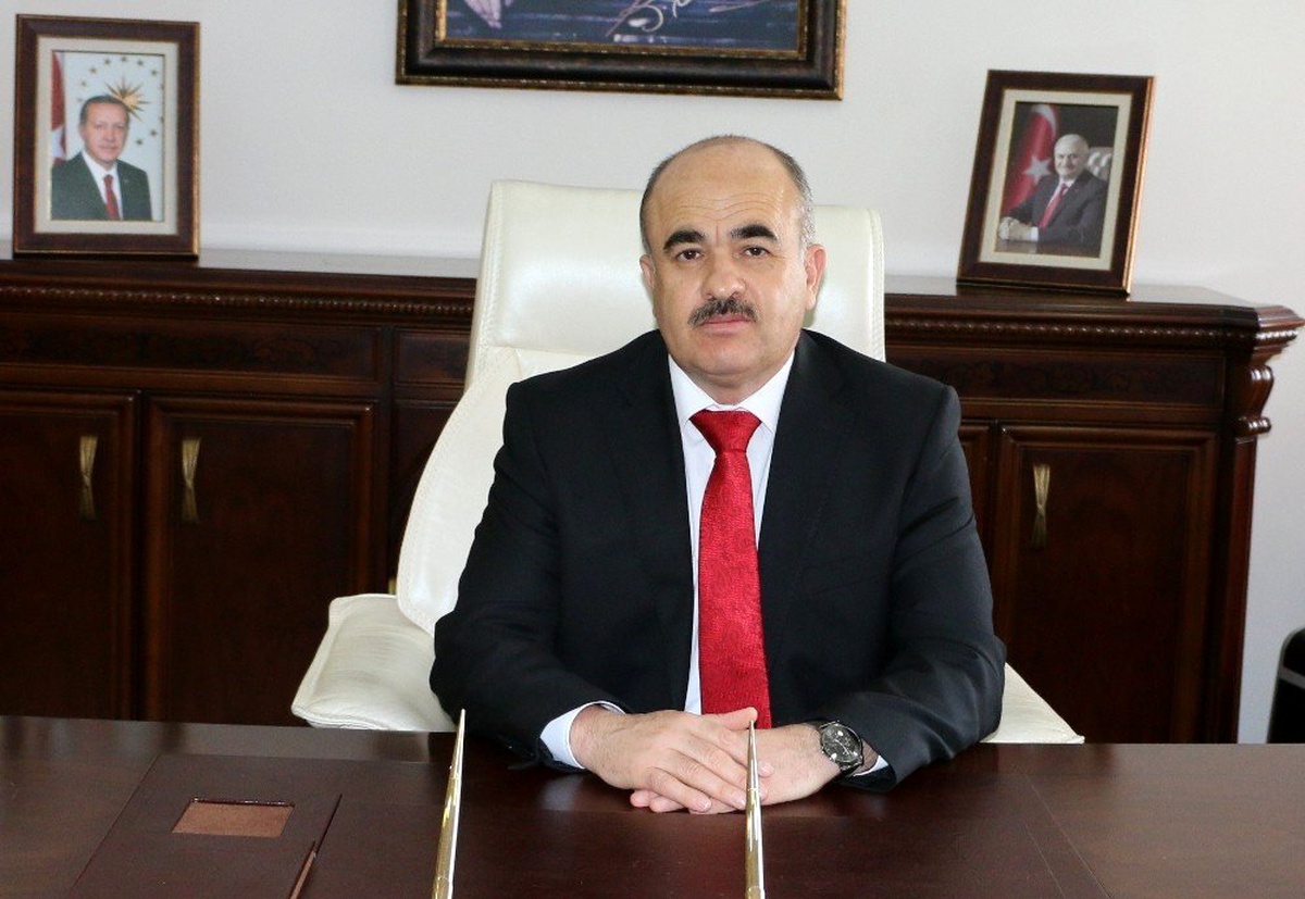 Vali Dağlı "Yeni yıl sevincimiz hüzne dönüşmesin"