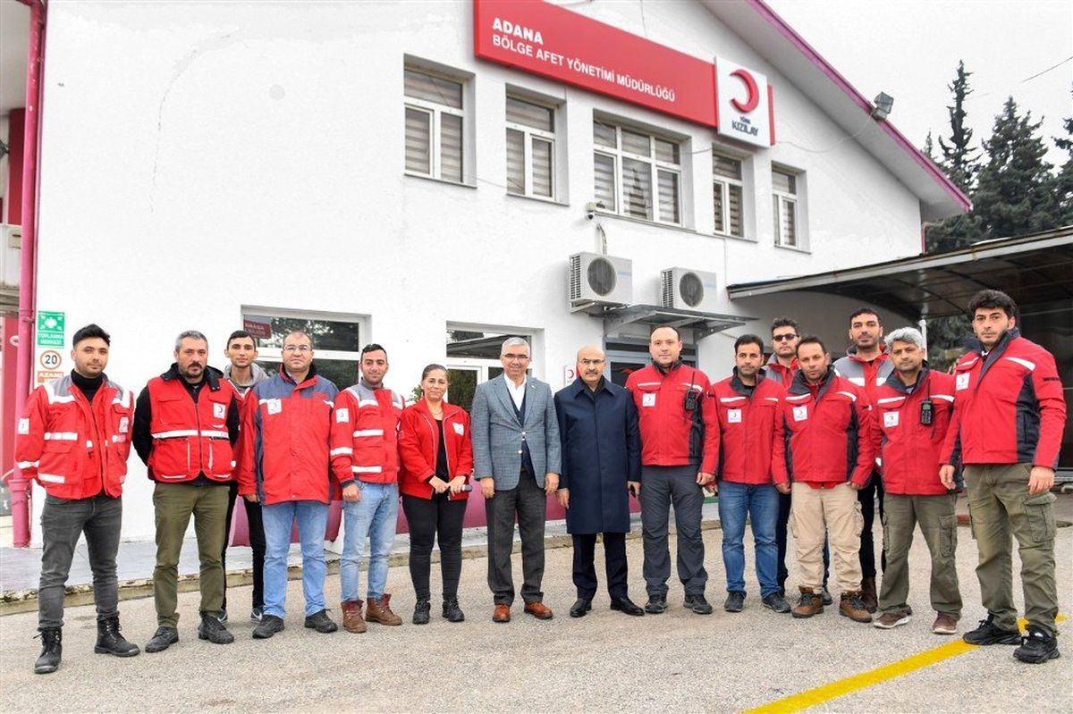 Vali Demirtaş: "Hayat normale dönene kadar çalışacağız"