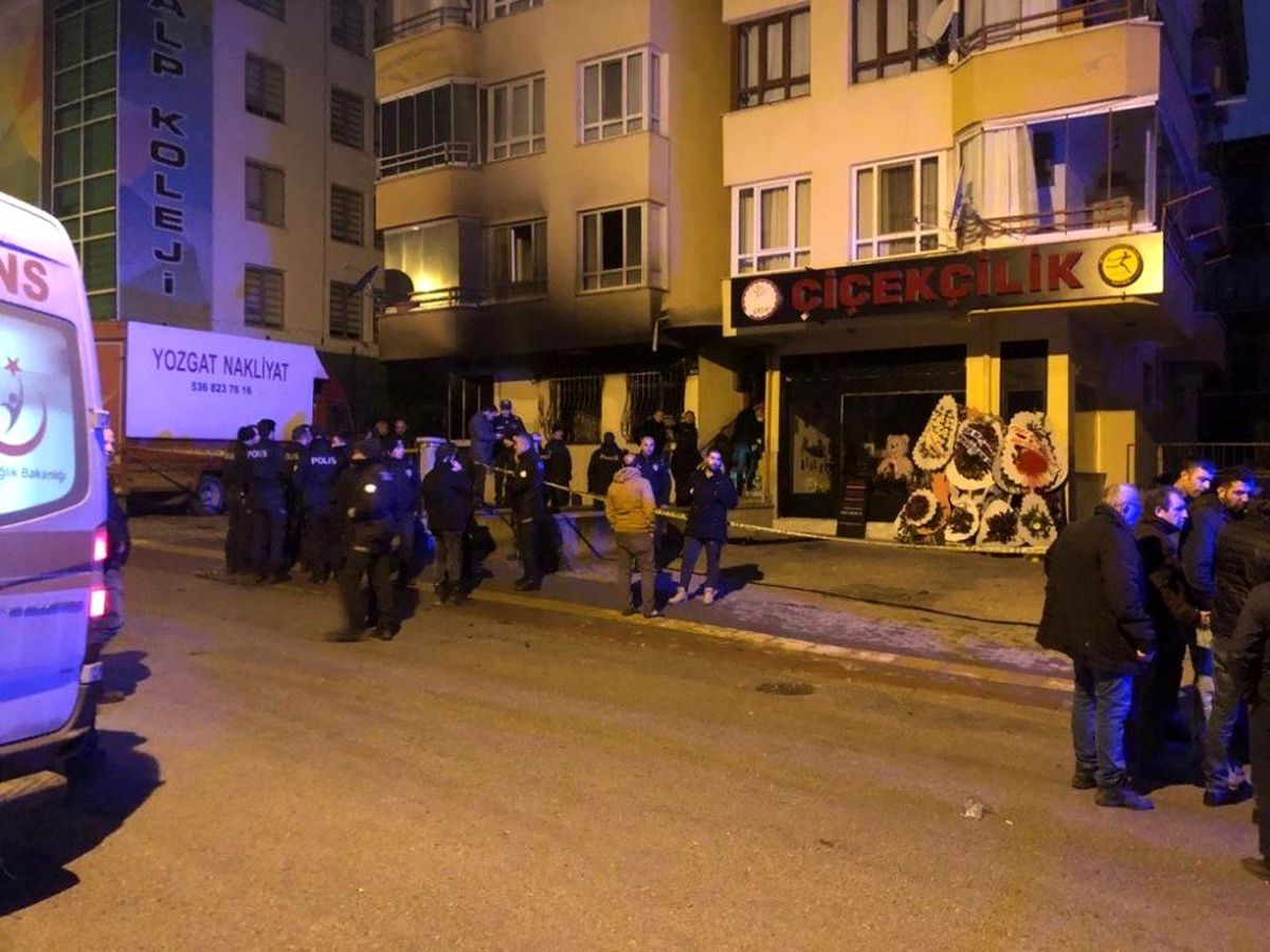 Başkent\'te yangın: 4 kişi hayatını kaybetti