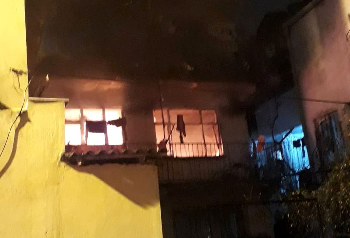 Bursa\'da can pazarı... Alevler içinde kalan 12 kişi kurtarıldı