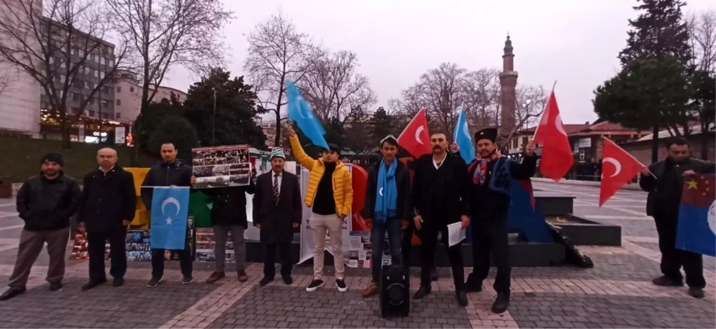 Bursa\'da Çin\'in Doğu Türkistan politikaları protesto edildi