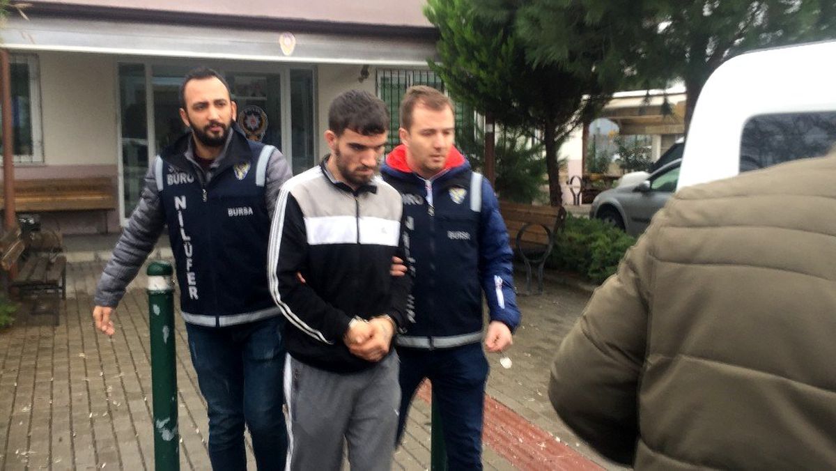 Bursa\'da silah imalatı yapılan eve baskın