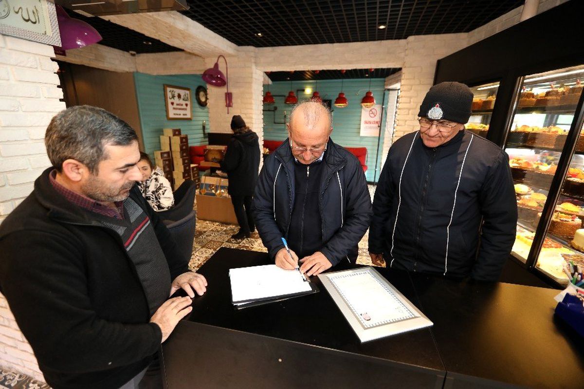 Çayırova Zabıtası\'ndan yılbaşı denetimi