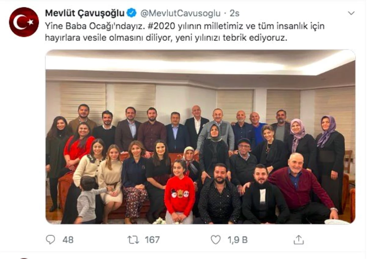 Dışişleri Bakanı Çavuşoğlu\'ndan aile fotoğraflı yeni yıl mesajı