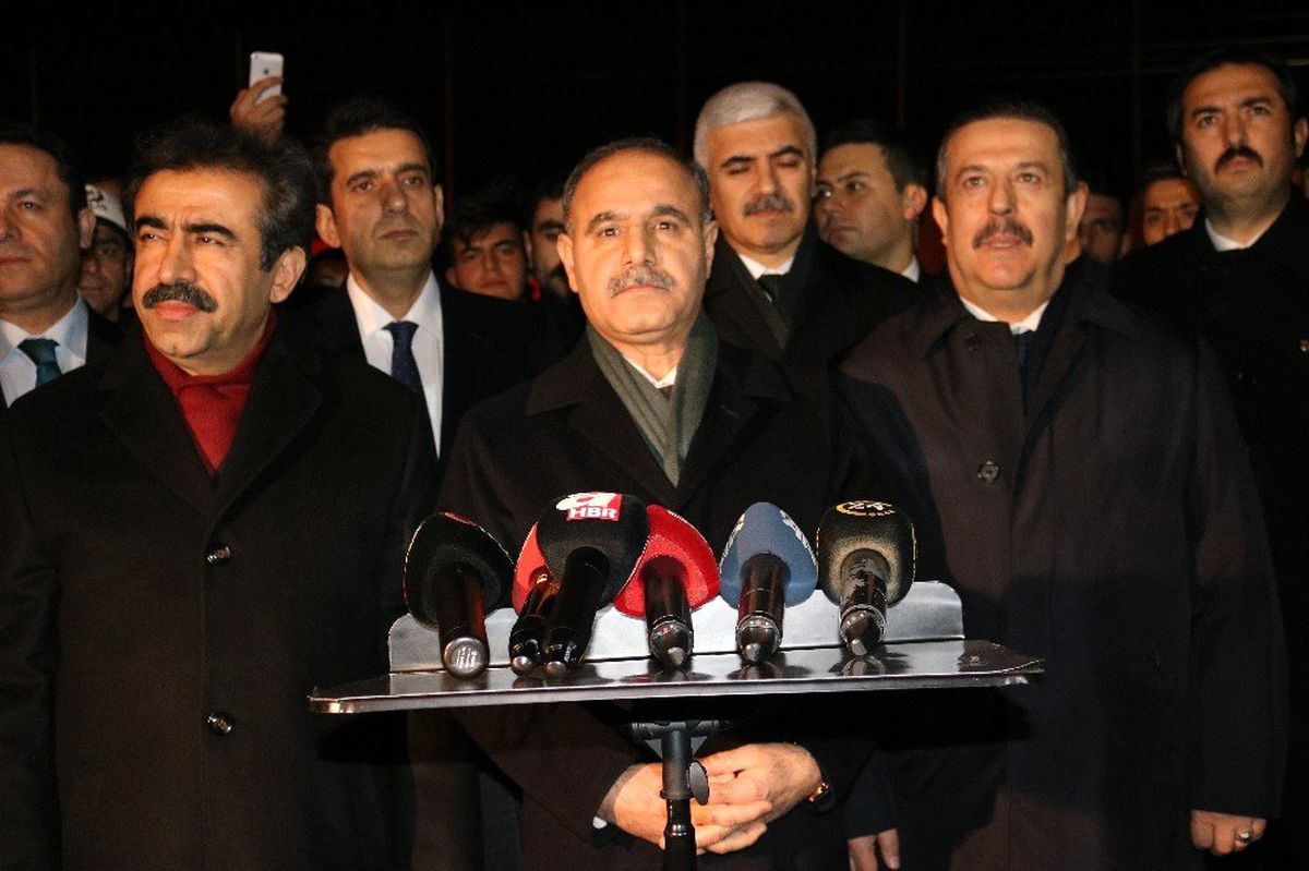 Emniyet Genel Müdürü Mehmet Aktaş, Diyarbakır\'da uygulamaya katıldı