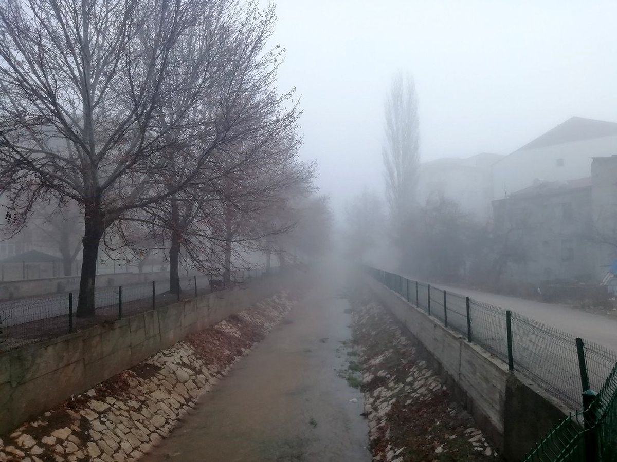 Gölbaşı\'nda yoğun sis etkili oldu