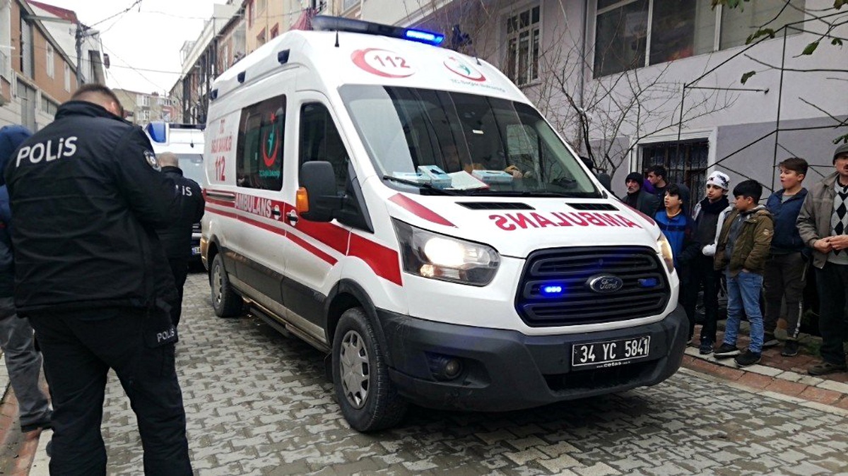 Güvercini yakalamak isteyen genç, 18 metreden yere düştü