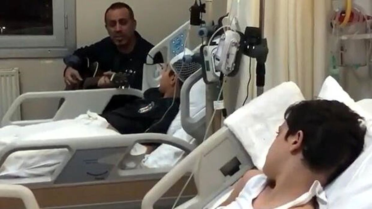 Haluk Levent gönülleri fethetti! Hastaneye gitti konser verdi
