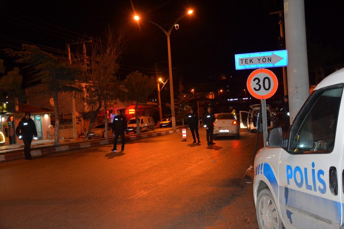İscehisar\'da emniyet güçleri huzur ve güven uygulaması yaptı